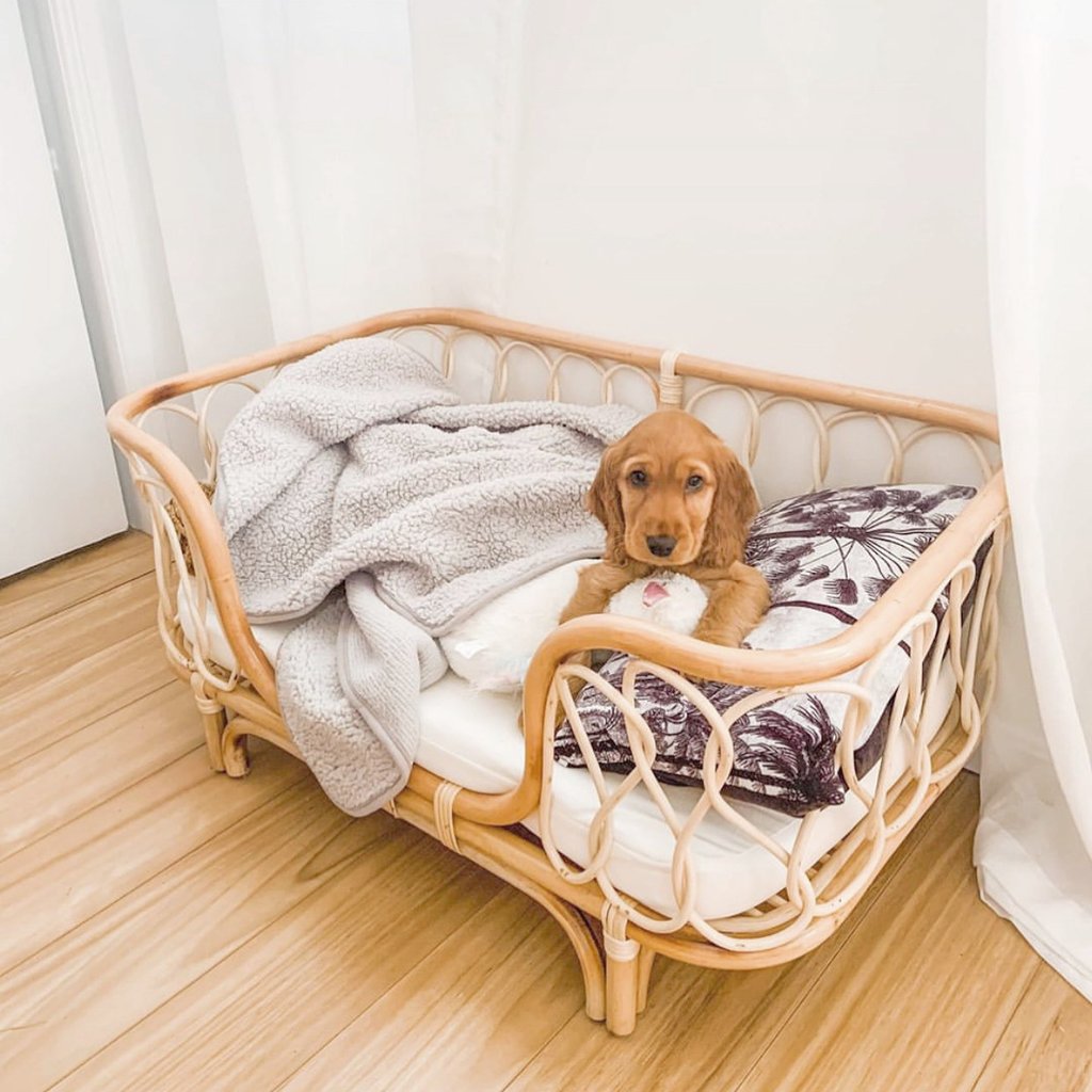 Cama para mascotas Sofá tejido de ratán hecho a mano para mascotas para perros