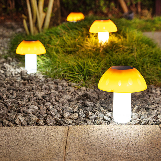 Lumières de prise de terre de pelouse et de champignon de paysage de jardin