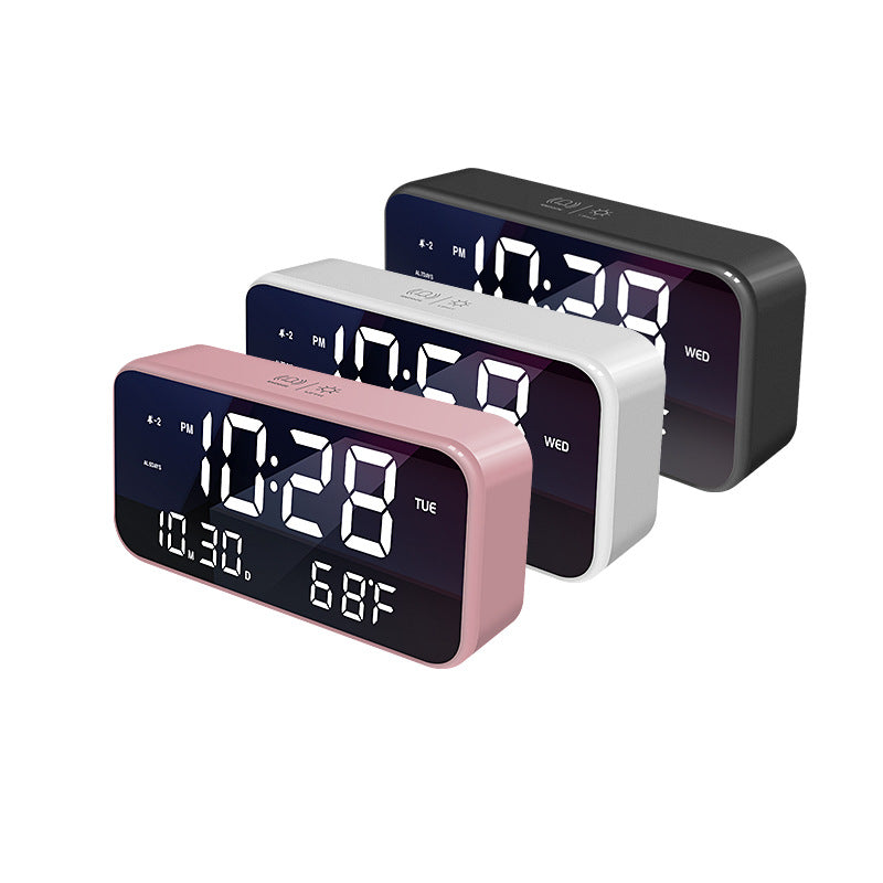 Reloj despertador electrónico con carga USB.