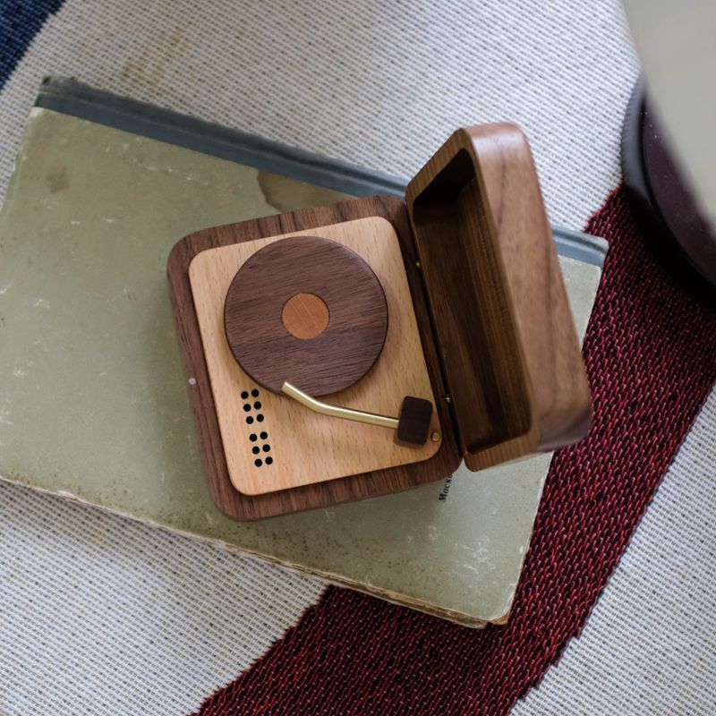 Solid Wood Retro Music Box Gift