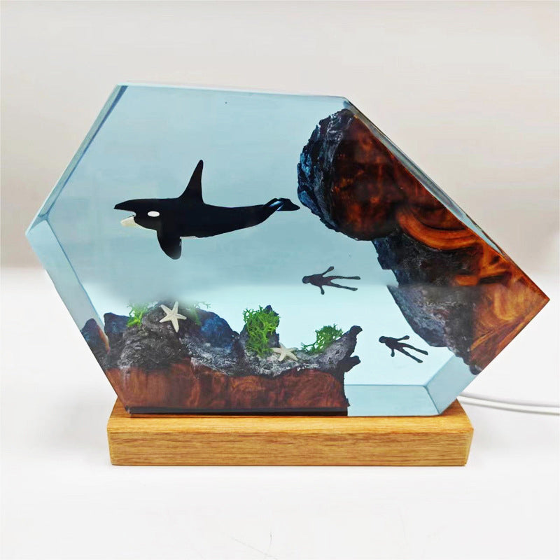 Lámpara de noche pequeña de orca de madera de resina creativa, artesanías decorativas