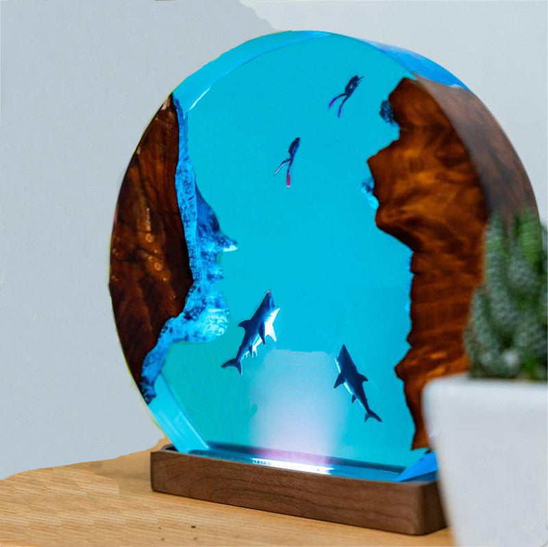 Petite lampe de nuit Marine en bois massif, résine décorative ronde époxy requin 3D