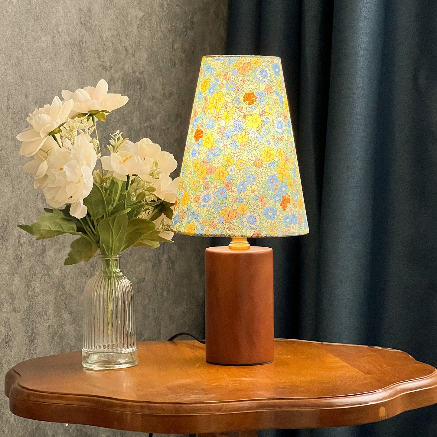 Lampe de Table romantique à fleurs, lampe décorative d'étude en bois massif pour chambre à coucher