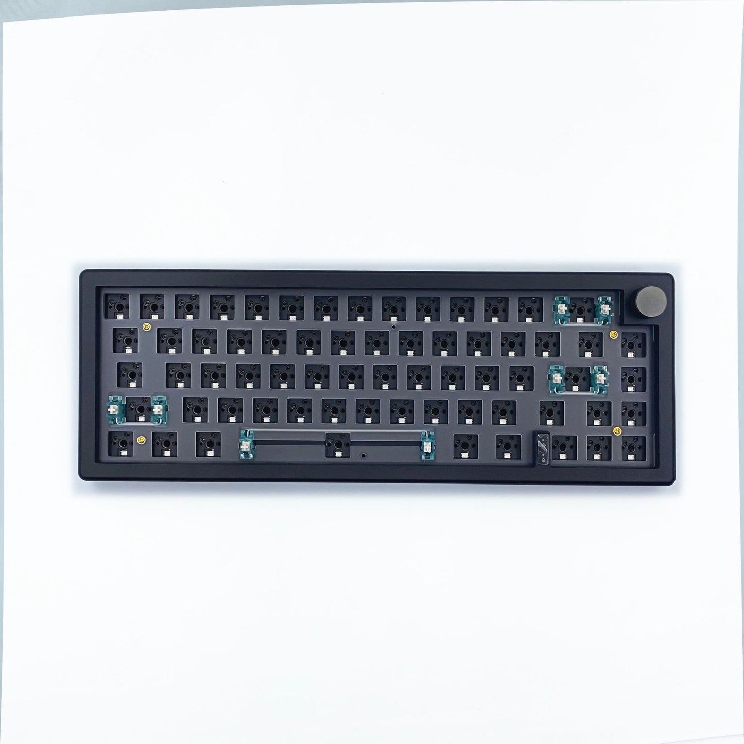 Kit de teclado mecánico retroiluminado RGB de enchufe caliente con soporte de perilla DIY personalizado de tres modelos