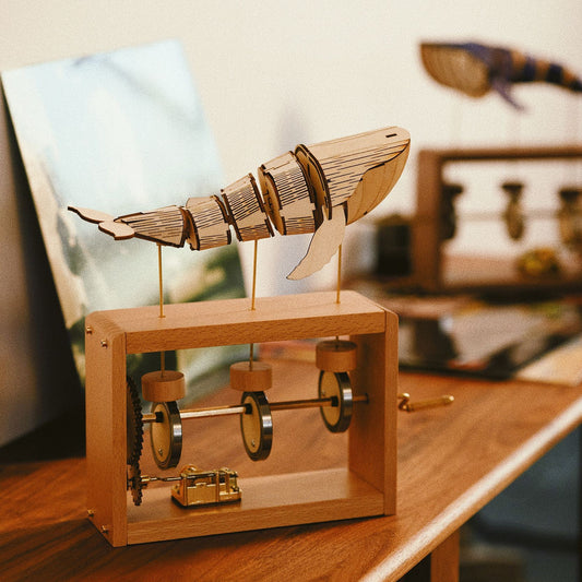 Caja de música de ballena de mano de madera