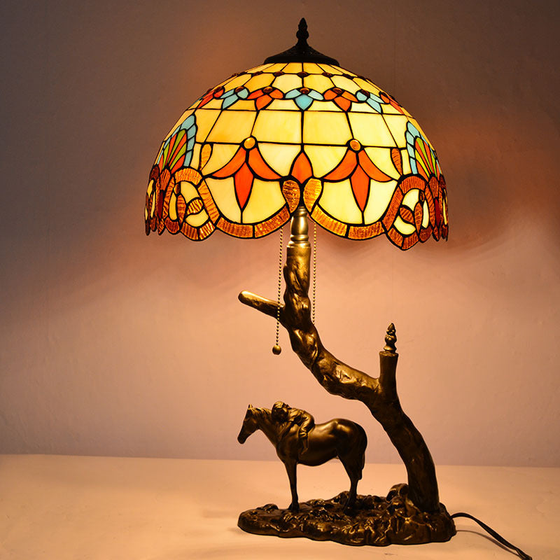 European Vintage Tiffany Table Lamp