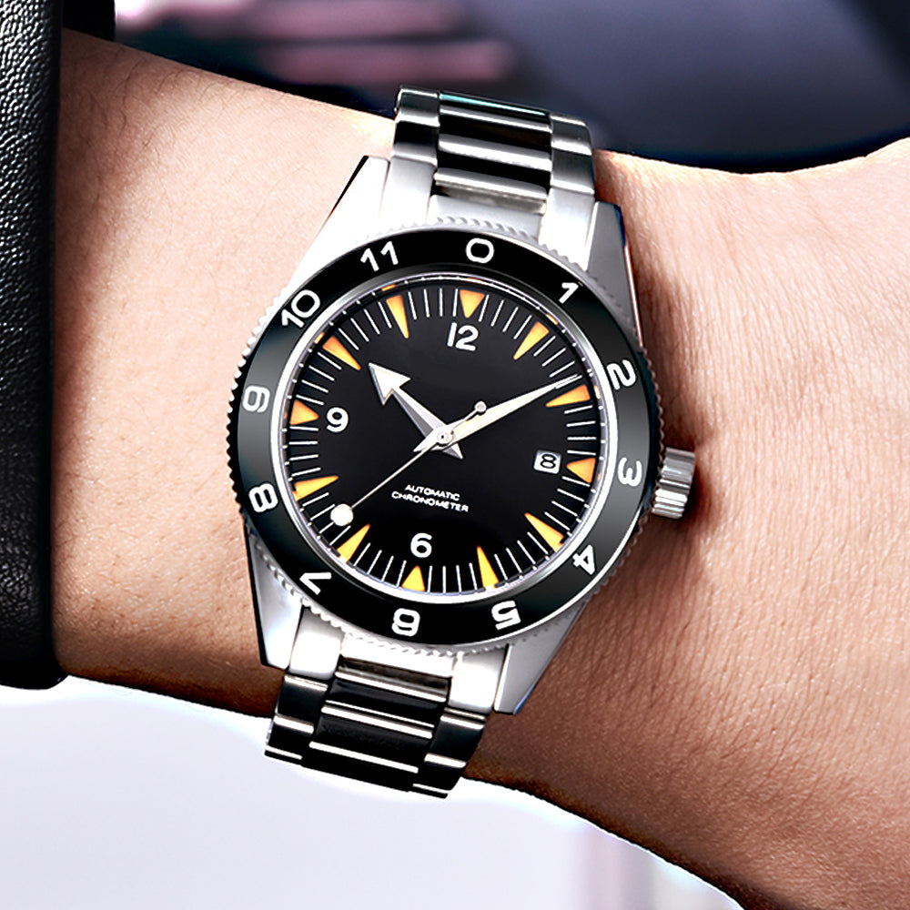 Waterproof mechanical watch