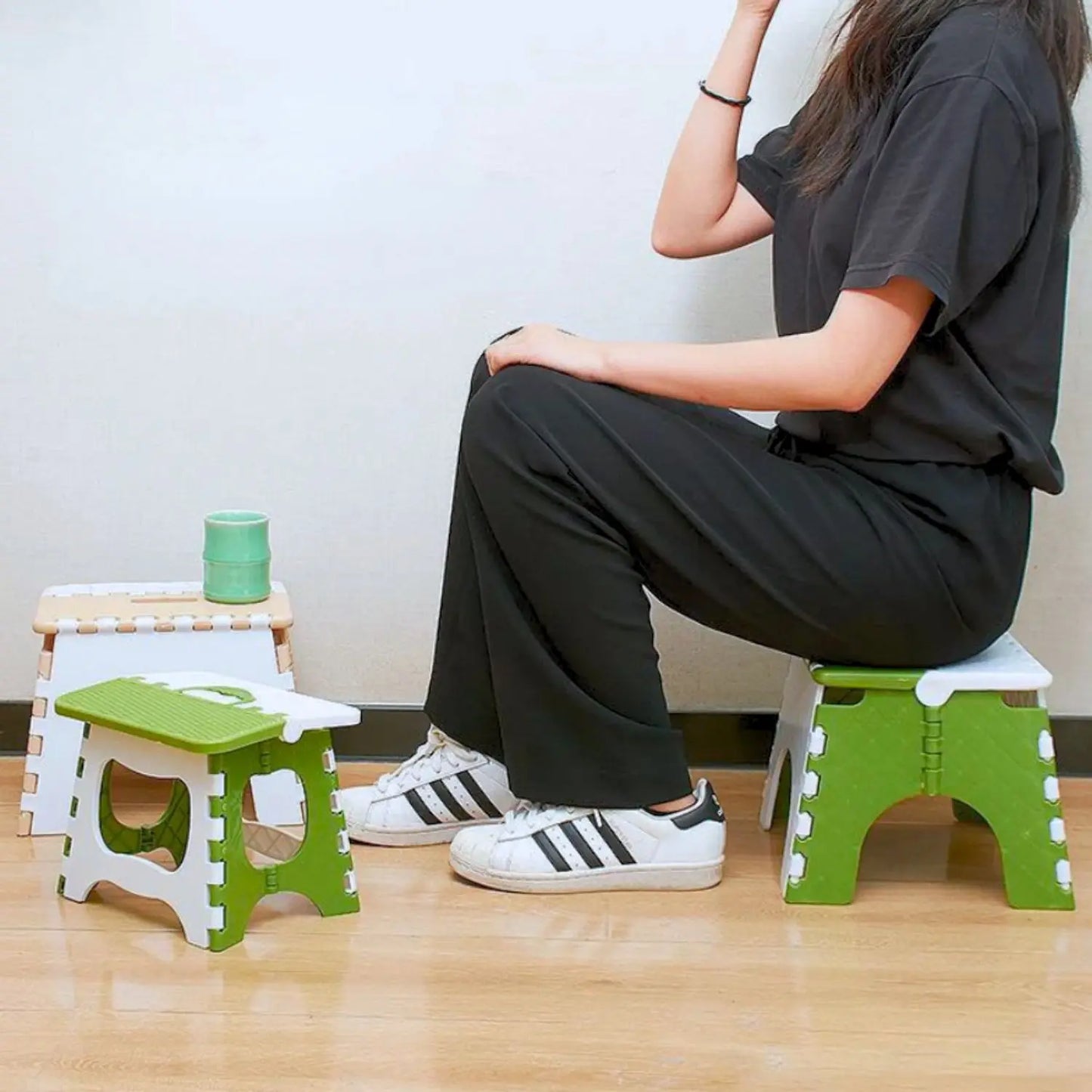 Escabeau pliant en plastique avec poignée pour enfants, petit tabouret Portable pour salle de bain