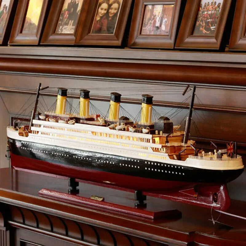 Modèle de bateau fini Titanic, voilier en bois, décoration de salon, Simulation de bateau de croisière, accessoires d'ameublement de maison