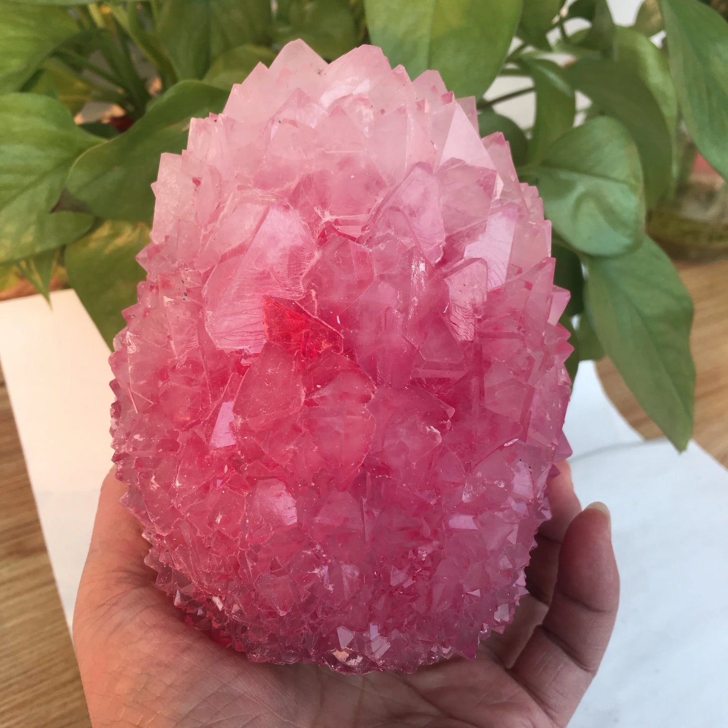 Rares et magnifiques spécimens d'amas de cristaux de quartz de couleur rose, pierres énergétiques de guérison