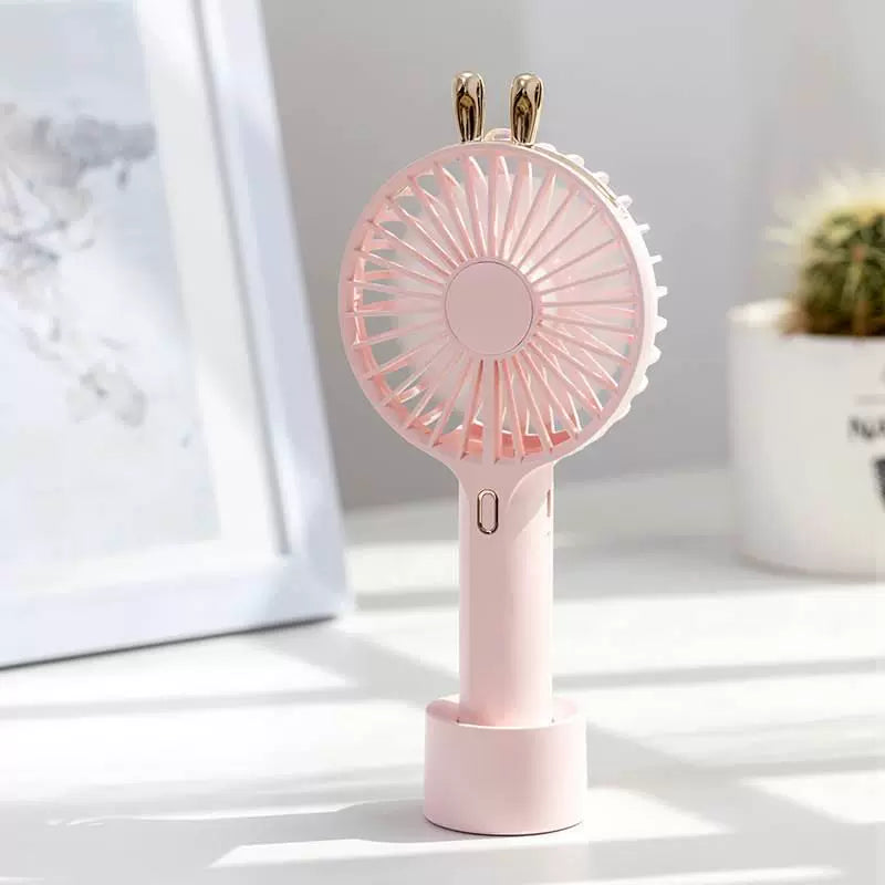 Nouveauté petit automne chien Lolo lapin Mini ventilateur dessin animé extérieur Portable poche charge ventilateur de bureau