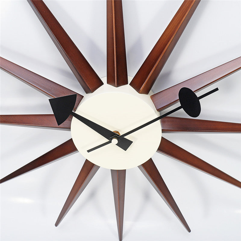 Reloj de pared creativo con luz solar.