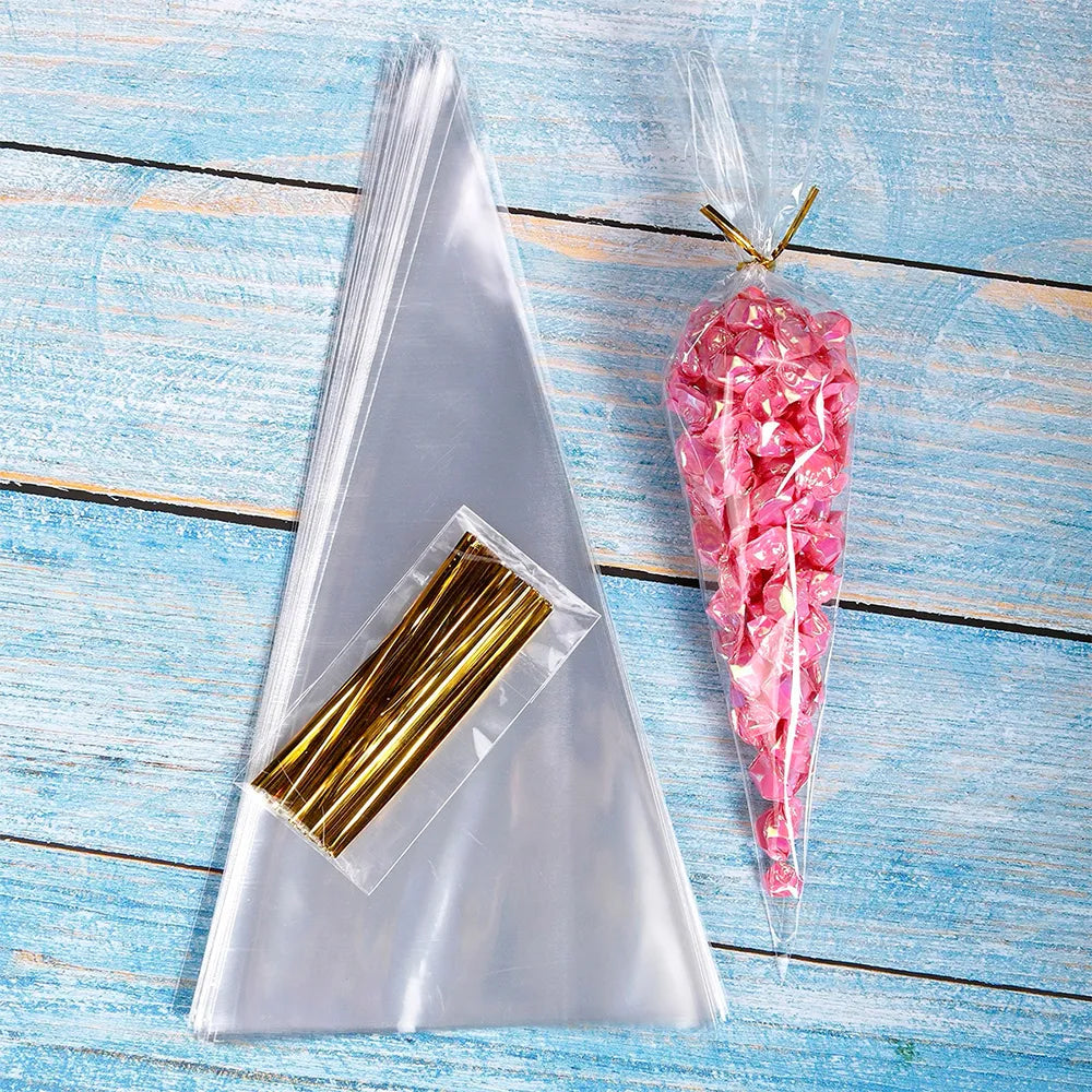 Sacs à bonbons en Cellophane, 50 pièces, sacs à pop-corn, sacs de rangement de biscuits en cône avec liens torsadés dorés, cadeaux de fête d'anniversaire et de mariage