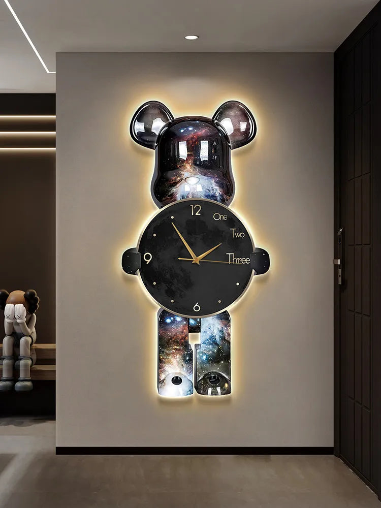 Light Luxury Art Cartoon Bear Clocks, Wall Clock Modern Design, Living Room Decoration, Room Creative Clock Wall Lamp Mute