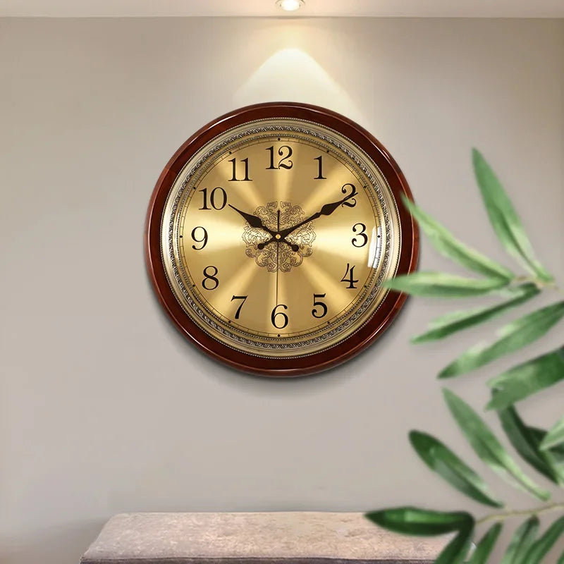 Reloj de pared de madera de lujo, Relojes de pared silenciosos dorados de estilo Retro nórdico americano de Metal para dormitorio, regalo Shabby Chic para sala de estar