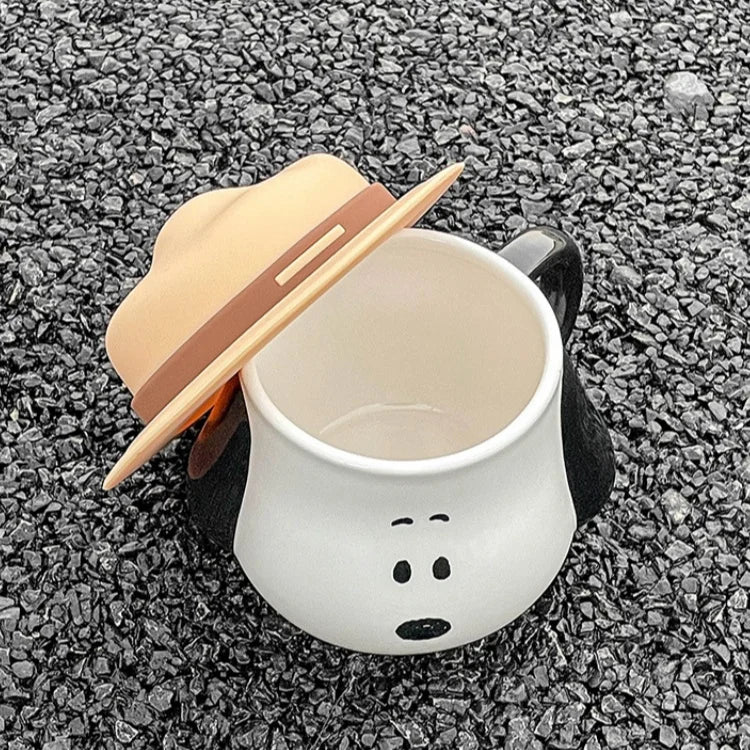 Taza de cerámica de Anime Snoopy, taza masculina y femenina, agua potable para el hogar, taza de agua para oficina, taza de desayuno bonita, taza de café de alta apariencia