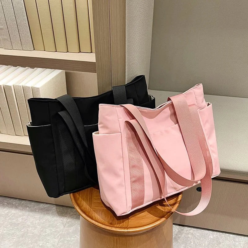 Sac à main en Nylon pour femmes, fourre-tout de couleur unie, sac à bandoulière de loisirs Simple pour maman, sac de sortie de grande capacité, nouvelle collection 2023