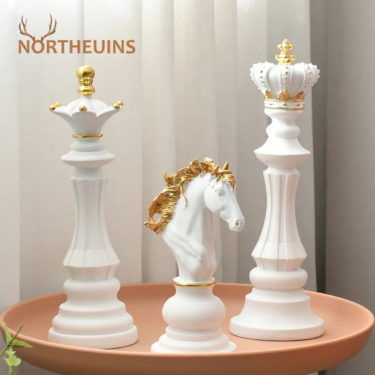 NORTHEUINS 3 Pièces/ensemble Résine Figurine D'échecs Internationale Décoration Intérieure Moderne Bureau Salon Décoration De La Maison Accessoires