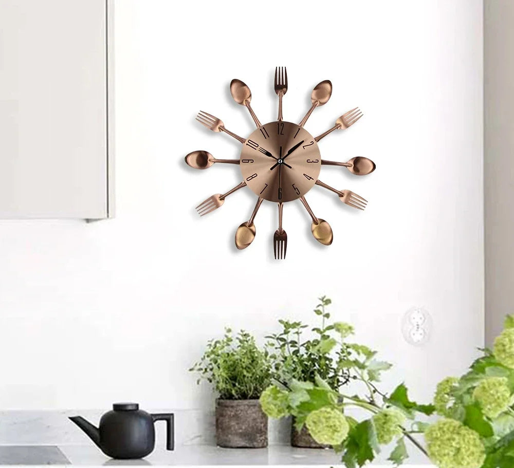 Creative Gold Metal Kitchen Supplies Knife and Fork Shaped Wall Clock Fashion Home Decoration Restaurant Art Wall Watch