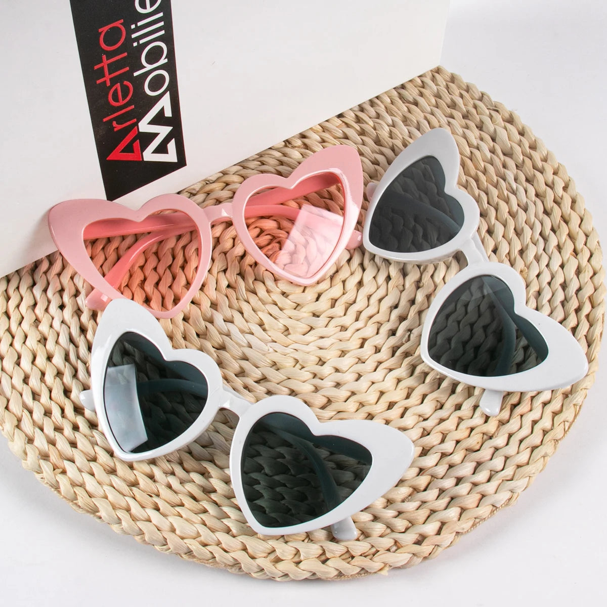 Gafas de sol en forma de corazón para mujer, gafas de sol Retro con forma de ojo de gato, decoración de compromiso de boda, compras, viajes, accesorios para fiestas