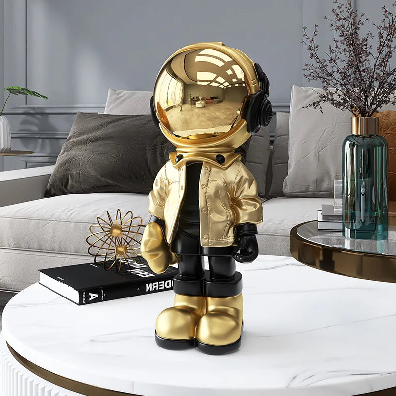 Estatua de escultura artesanal de astronauta chapada en oro, decoración nórdica para el hogar, adornos de lujo, decoración para arte de resina para el hogar