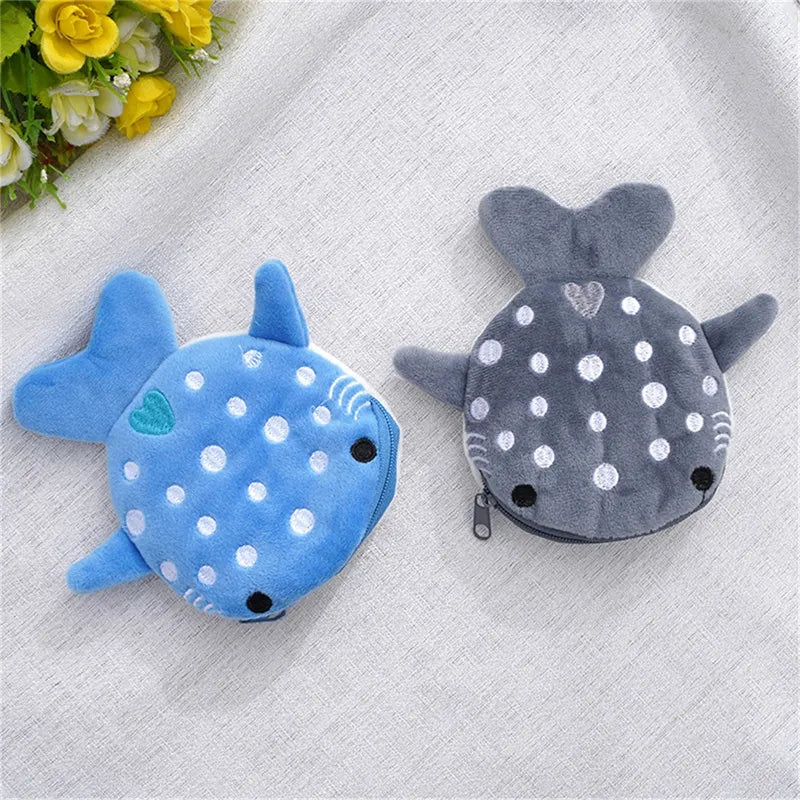 Monedero con bonito dibujo de ballena y tiburón, billetera Kawaii, monedero de felpa portátil, organizador de monedas para auriculares, bolsa con cremallera, regalo para niños