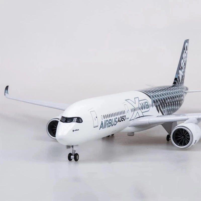 47CM 1/142 Scale Airplane Airbus A350 Prototype XWB Airline Plane Model W Light Wheel Diecast Plastic Resin Plane For Collection