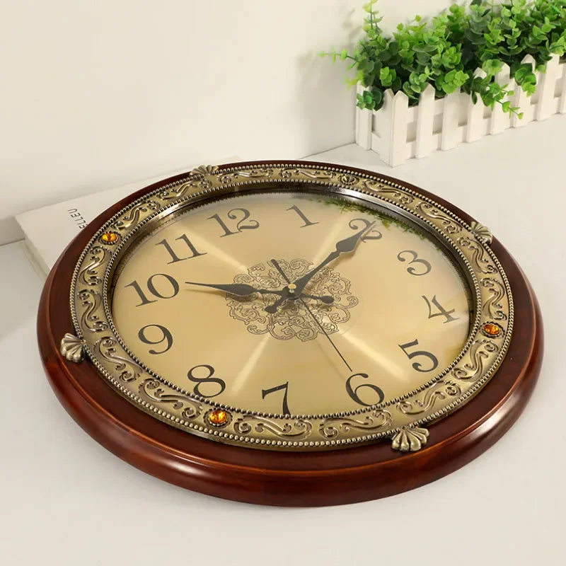 Reloj de pared de madera de lujo, Relojes de pared silenciosos dorados de estilo Retro nórdico americano de Metal para dormitorio, regalo Shabby Chic para sala de estar