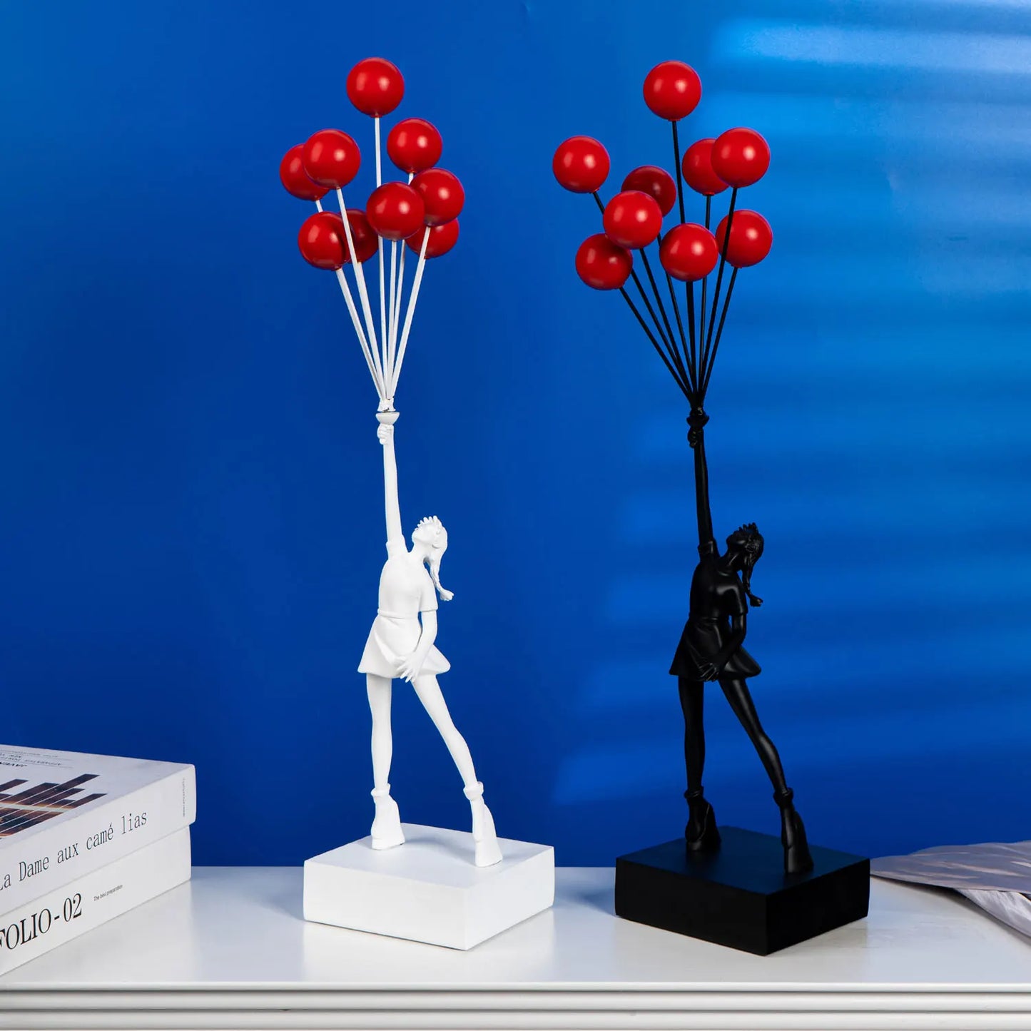 Art Balloon Girl Statues Banksy Flying Balloon Girl Sculpture Resin Craft Home Decoration Christmas Gift  living room decoration