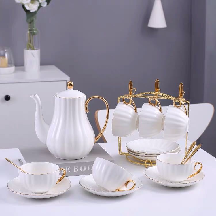 Juego de té y taza de café para sala de estar pintado en oro, juego de tazas de té