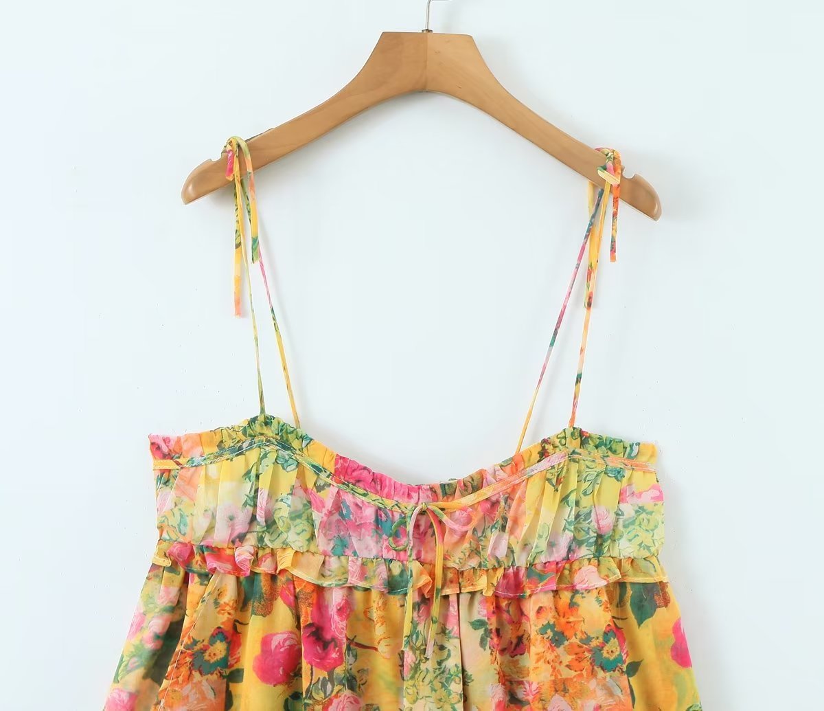 Y2K Vestido con tirantes con estampado de flores Moda de verano Vestidos cortos con volantes para vacaciones en la playa Ropa para mujer