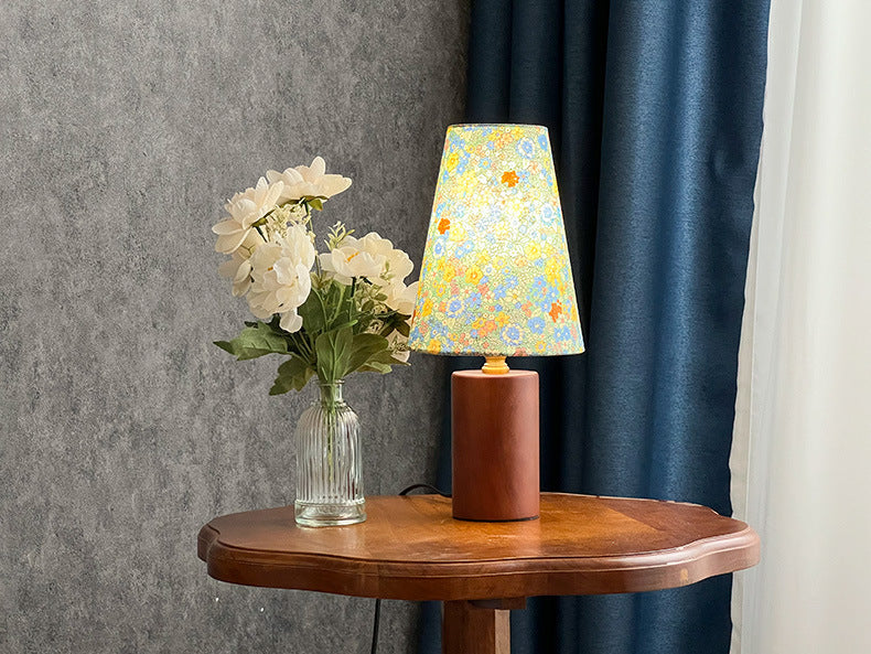 Flower Romantic Table Lamp Solid Wood Bedroom Study Decorative Lamp