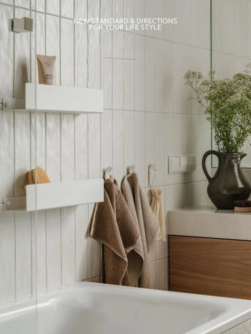 Étagère de rangement de style simple en métal pour salle de bain