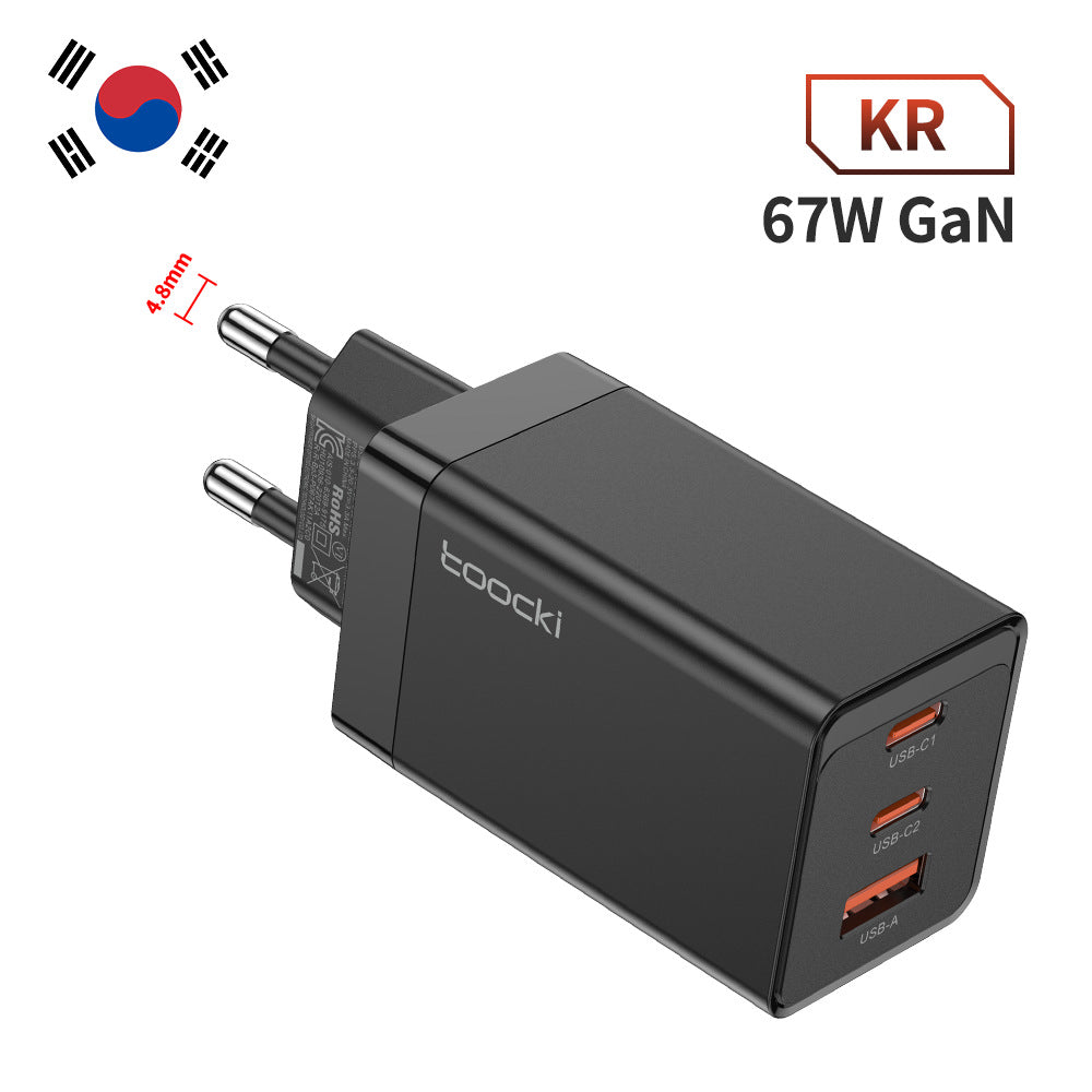 Chargeur de pôle 67 W Chargeur de charge rapide à trois ports en nitrure de gallium