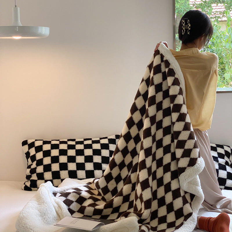 Vintage Chessboard Plaid Berber Fleece Blanket Thickened Warm Sofa Cover