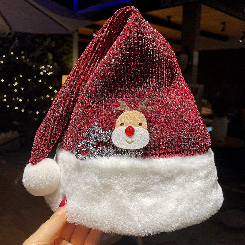 Chapeau de décoration de Noël en peluche créatif