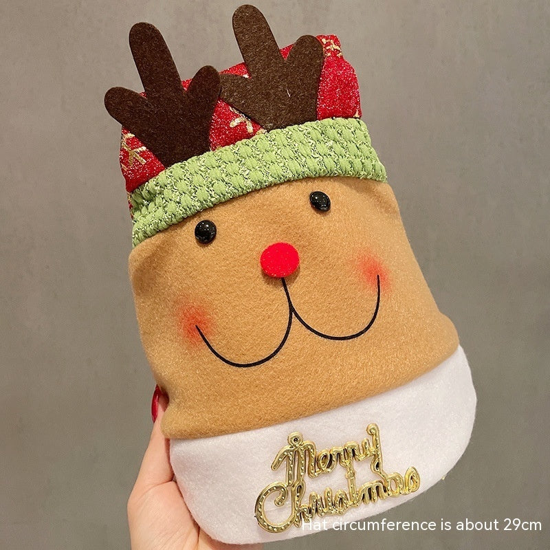 Chapeau de décoration de Noël en peluche créatif