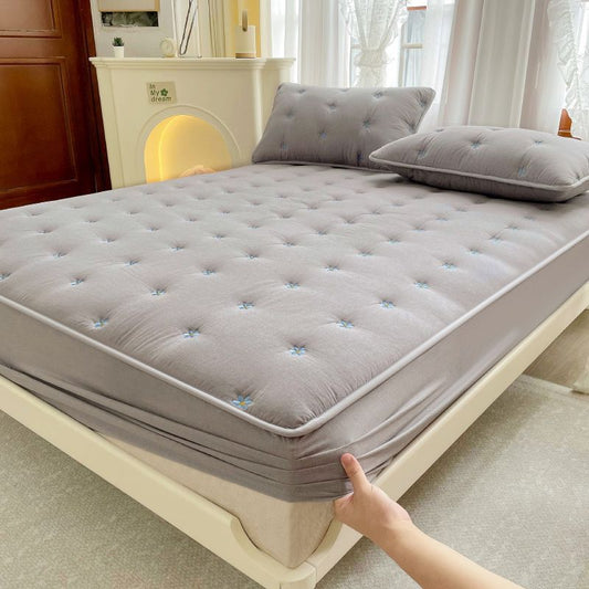 Embroidered Cotton Soybean One-piece Fiber All-inclusive Protection Mattress Cover